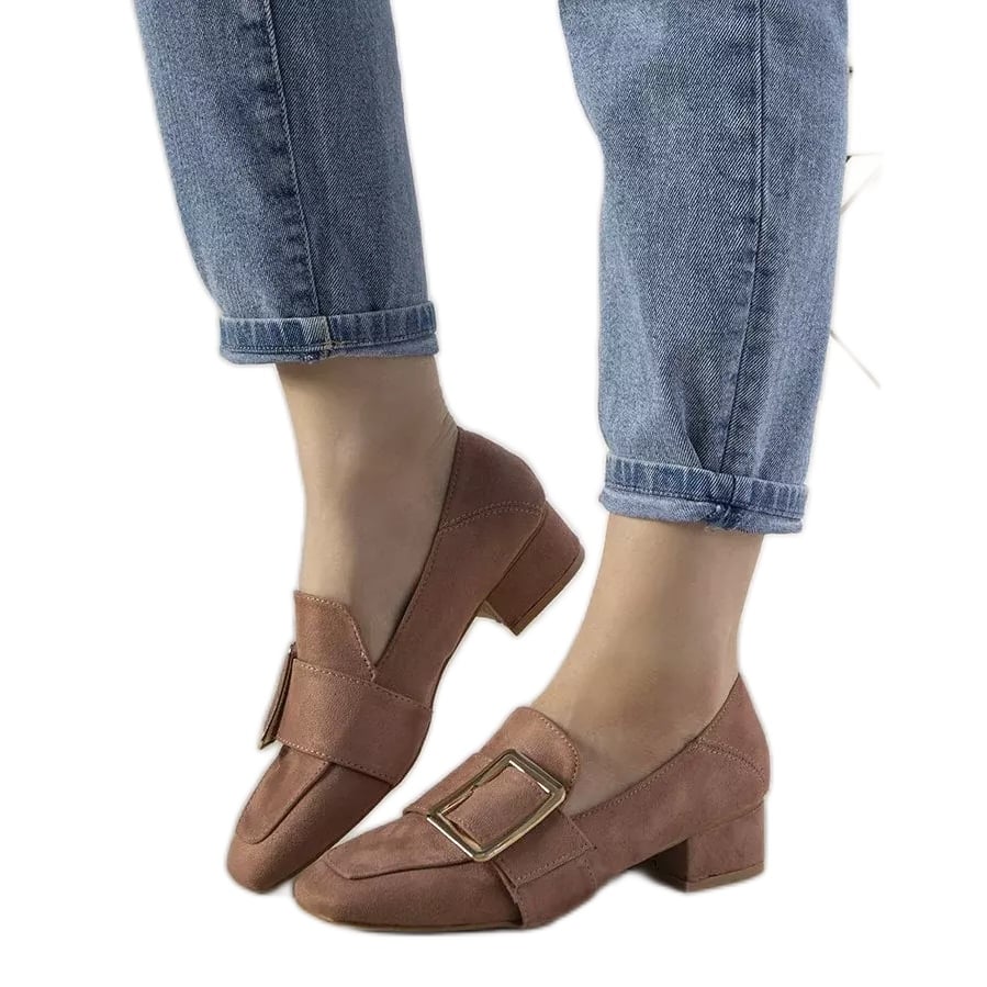 BM Różowe czółenka na słupku z klamrą Next