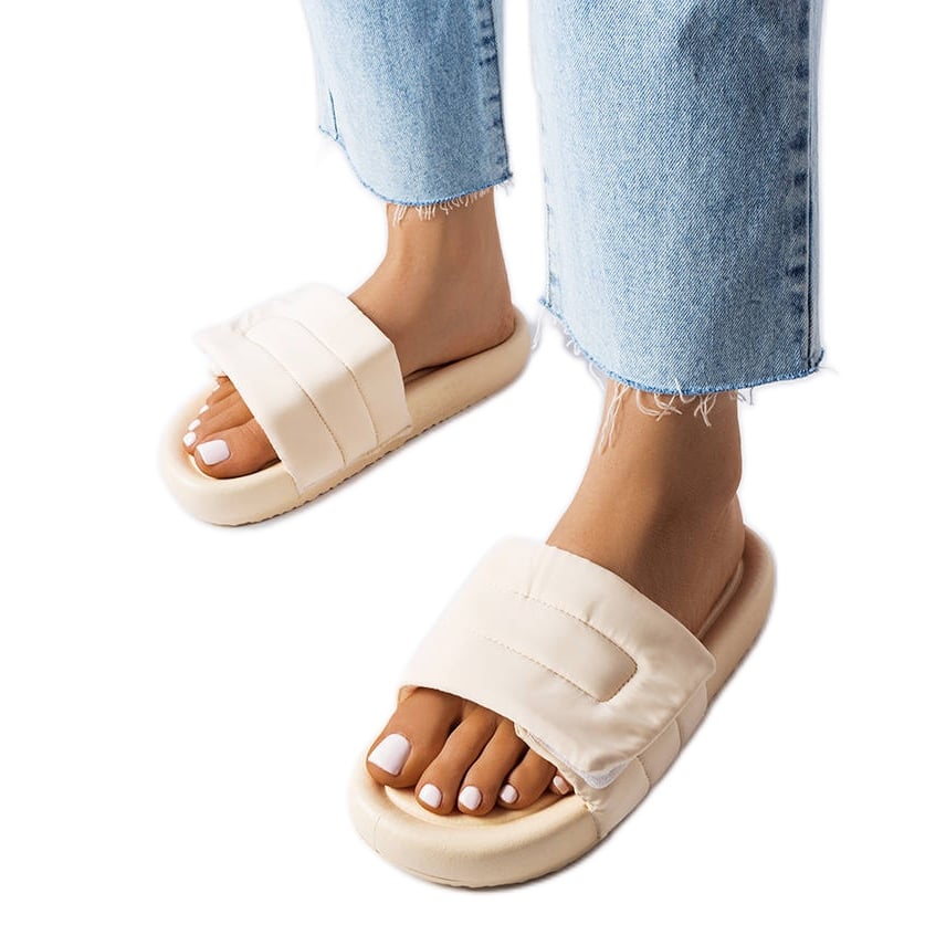 BM Beżowe klapki zapinane na rzep Aleron beżowy