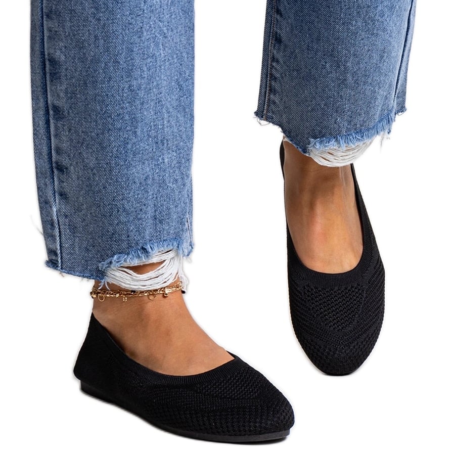 Czarne baleriny materiałowe Yafia
