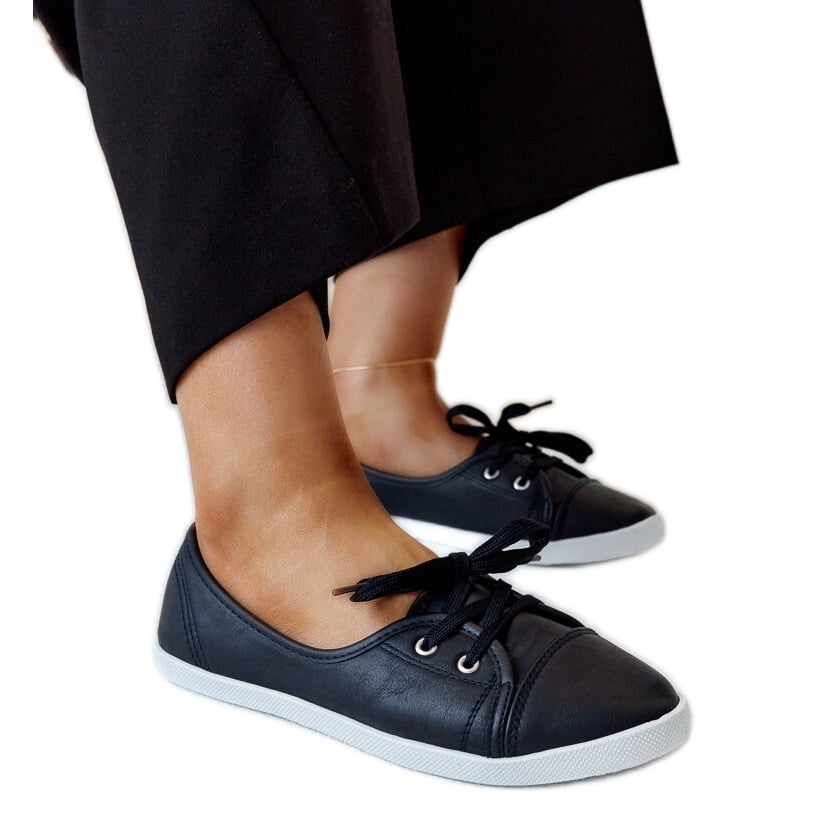 Granatowe tenisówki wsuwane eko skóra Knudsen niebieskie