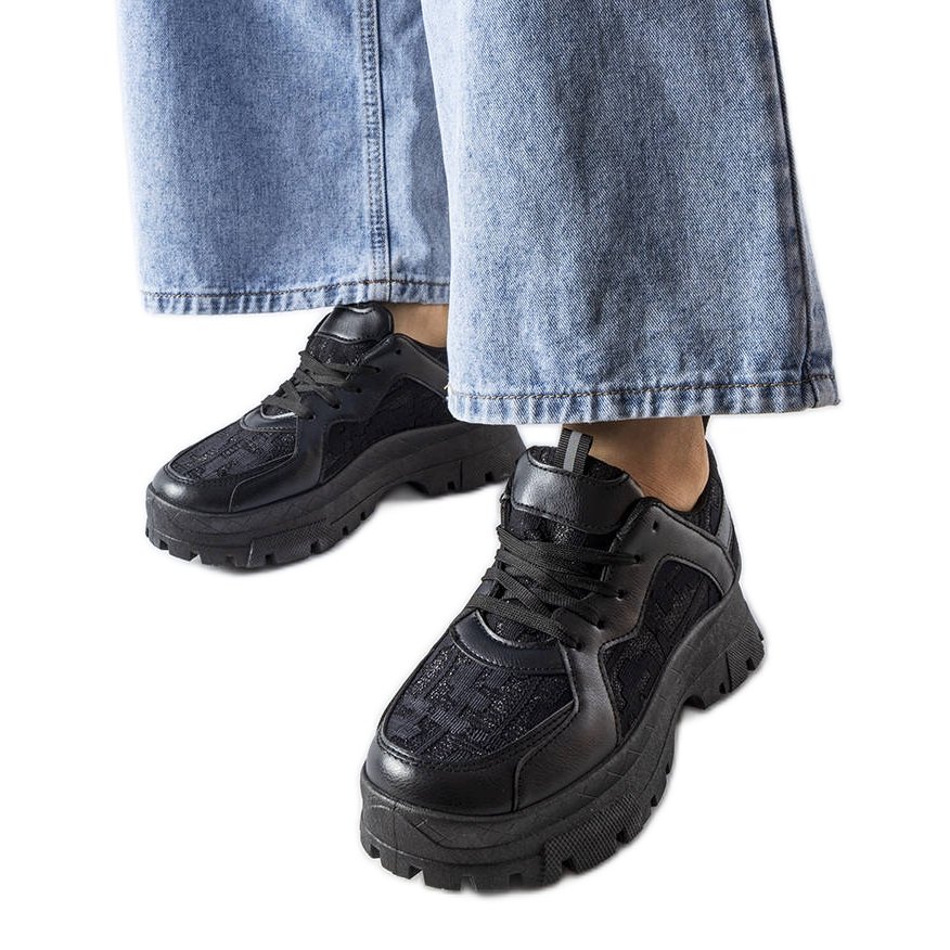 Czarne masywne sneakersy Brunswick