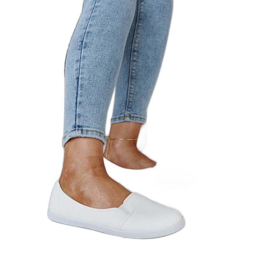 Białe tenisówki wsuwane eko skóra Wordana
