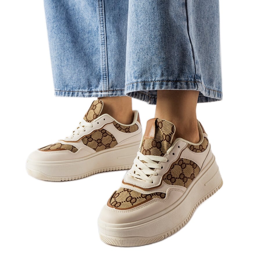 Inna Beżowe sneakersy zdobione monogramem Conte beżowy