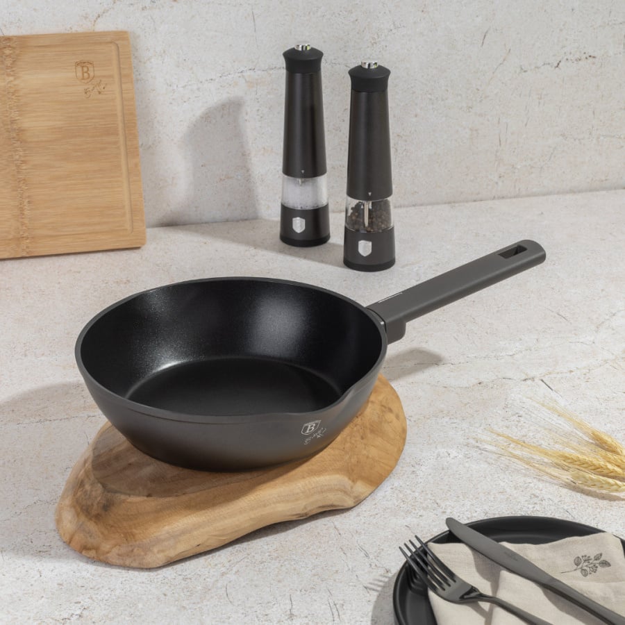 Patelnia głęboka z dwoma dziubkami 24 cm BerlingerHaus Antracit BH-8120