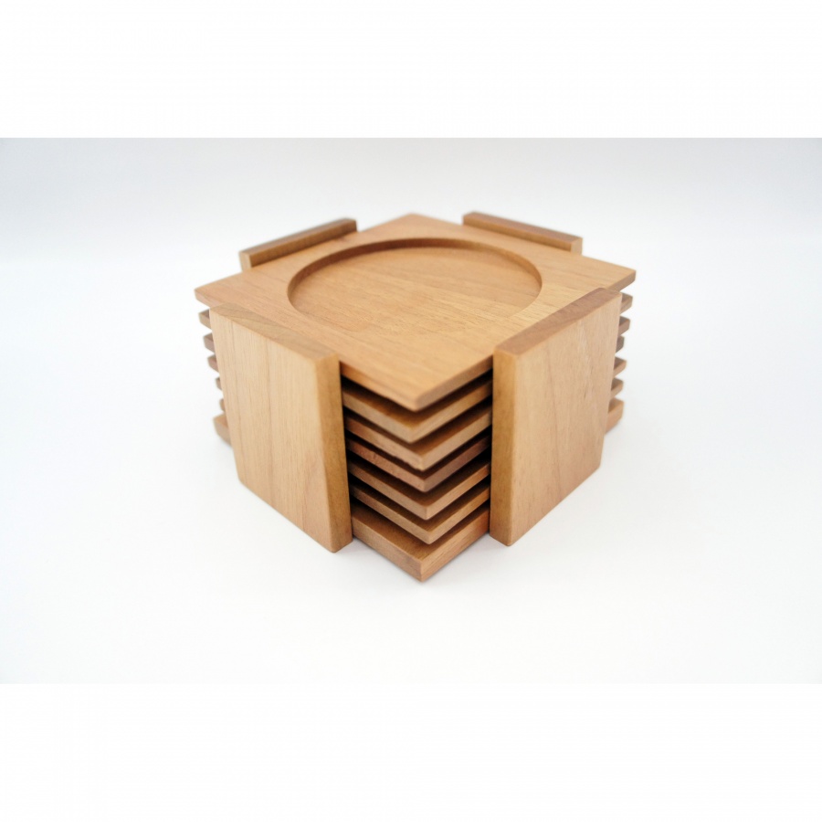 Zestaw 6 podstawek pod szklanki ze stojakiem Breka orzech