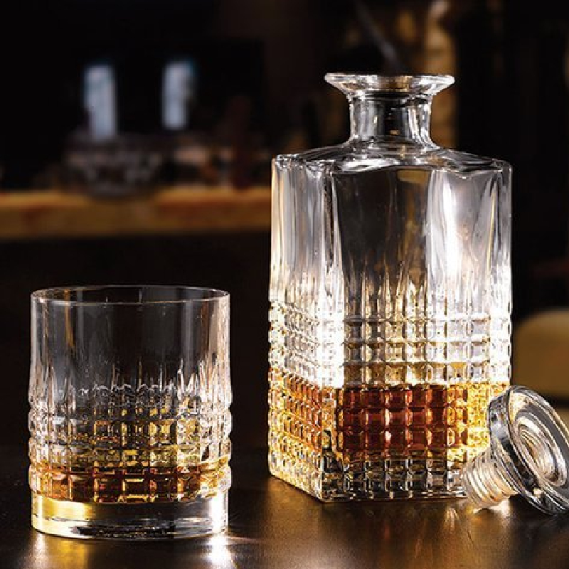 Komplet do whisky karafka + 6 szklanek Atomic