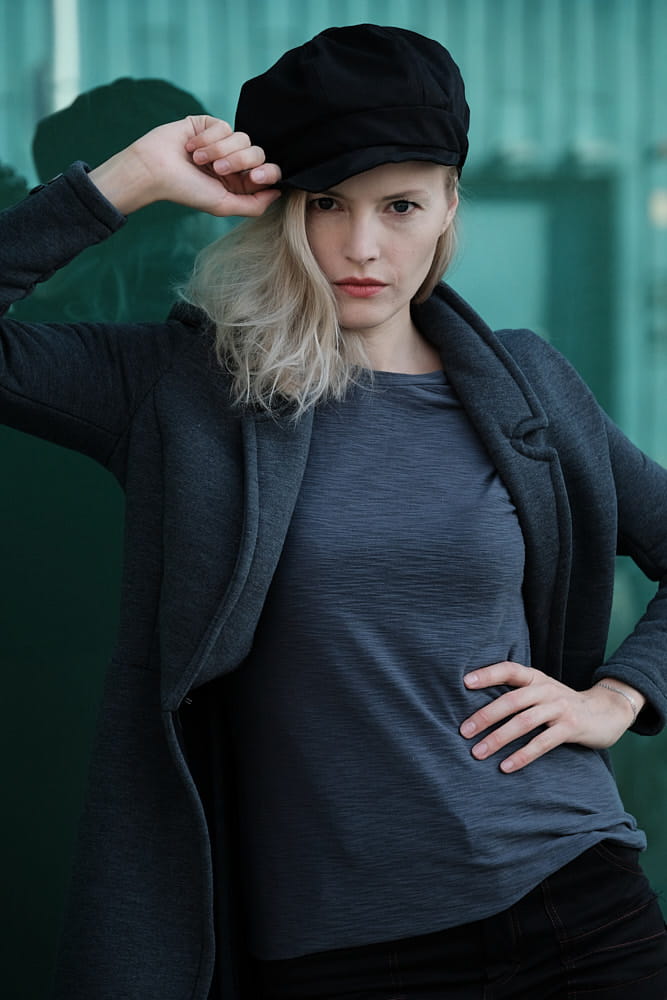 Kaszkiet damski czarny