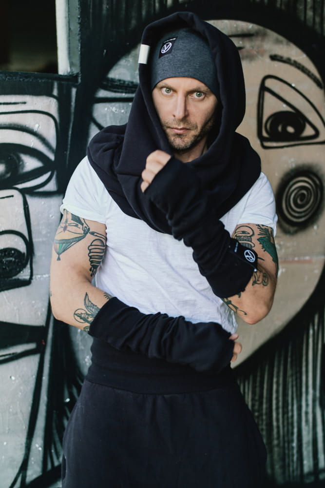 Kaptur odblaskowy czarny męski