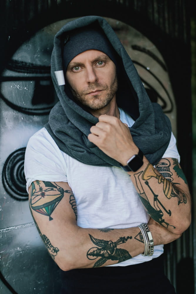 Kaptur odblaskowy ciemny męski