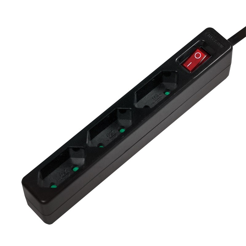LogiLink 3 gniazda 1.5m czarna | wyłącznik