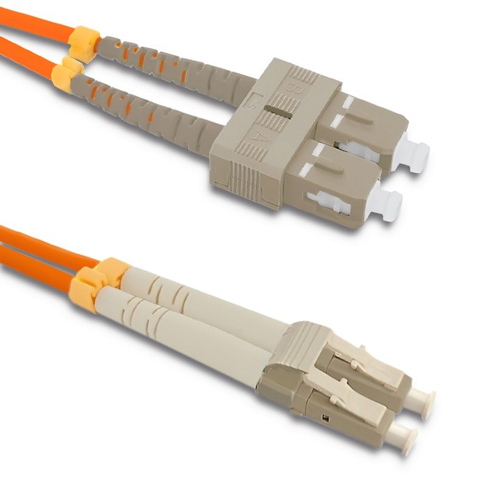 Wielomodowy Qoltec Patchcord światłowodowy SC/UPC - LC/UPC | Multimode | 50/125 | OM2 | Duplex | 3m