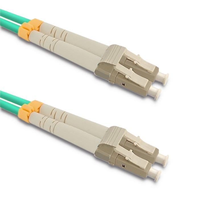 Wielomodowy Qoltec Patchcord światłowodowy LC/UPC - LC/UPC | Multimode | 50/125 | OM3 | Duplex | 20m
