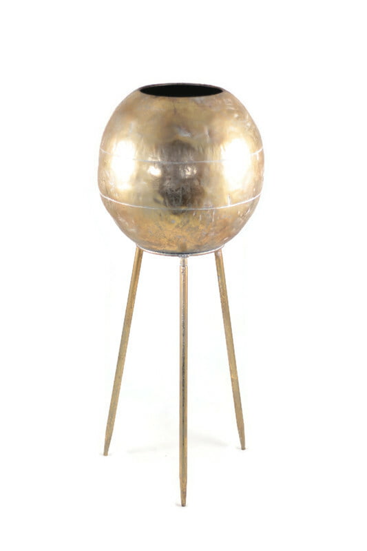 Kwietnik metalowy w kolorze złotym na metalowych nogach