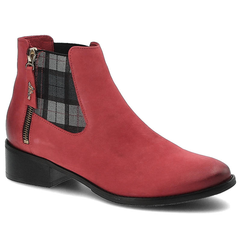 Botki damskie Libero, naturalna skóra typu nubuk z suwakiem z boku i na płaskiej podeszwie, czerwone, 118519