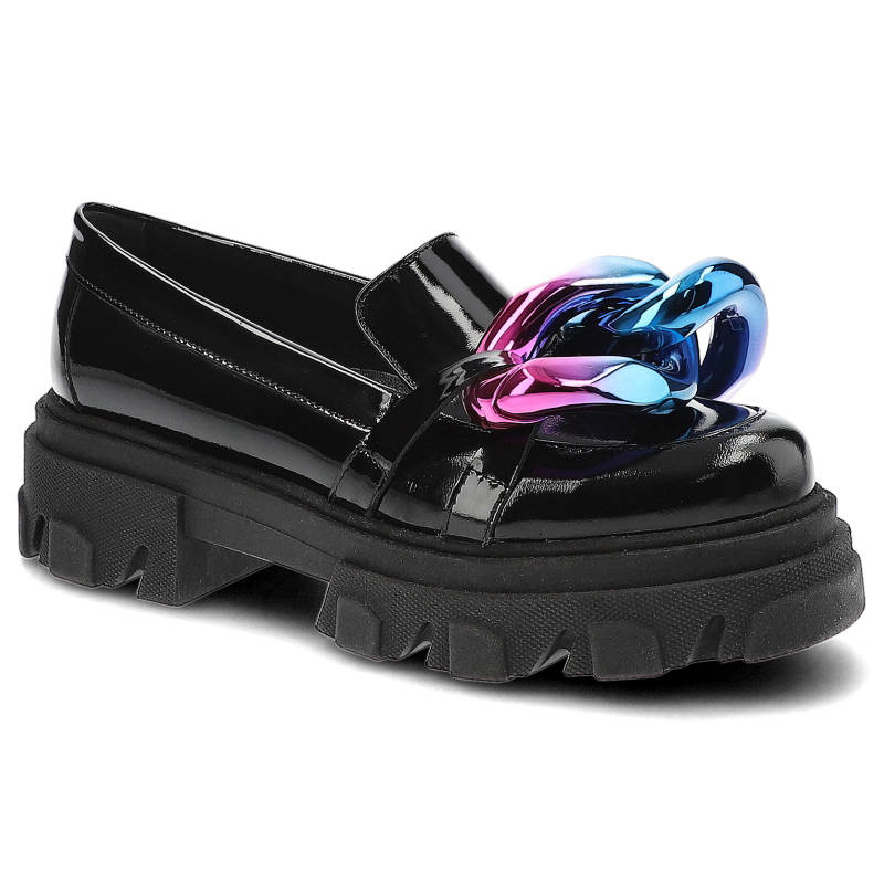 Półbuty damskie Carinii, na grubej podeszwie z ozdobnym detalem, czarne, B7937_-037-000-000-E33