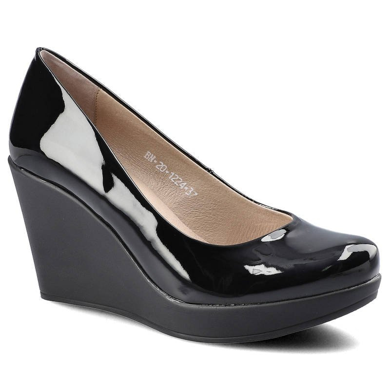 Czółenka damskie Karino, wsuwany fason cholewka z lakierowanej skóry ekologicznej gładka elegancka linia wysoki koturn lekka platforma pod palcami st