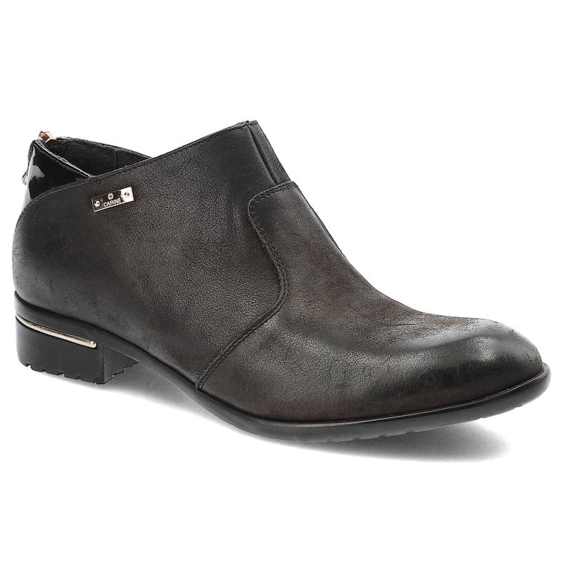 Półbuty damskie Carinii, skórzane i eleganckie, czarne, B2139-360-037-000-769
