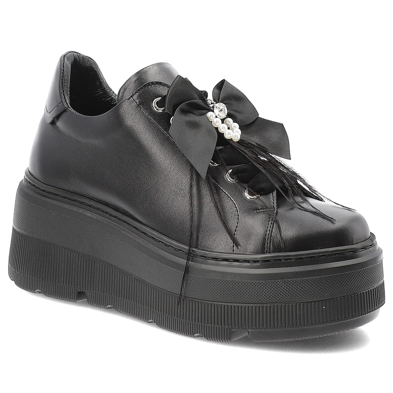 Sneakersy damskie Karino, na platformie skórzane z ozdobą z okrągłym noskiem i sznurowane, czarne lico, 5726-076-P