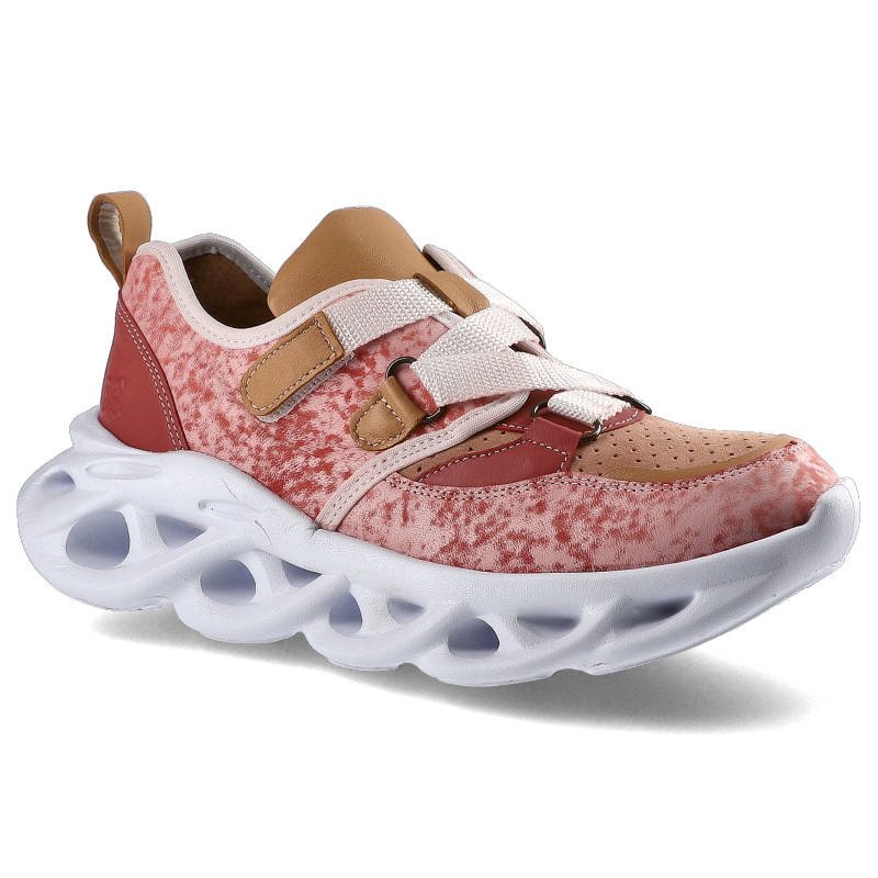 Sneakersy damskie Maciejka, z krzyżującymi się paskami łączące matowe i wzorzyste wykończenia osadzone na charakterystycznej ażurowej podeszwie, kora