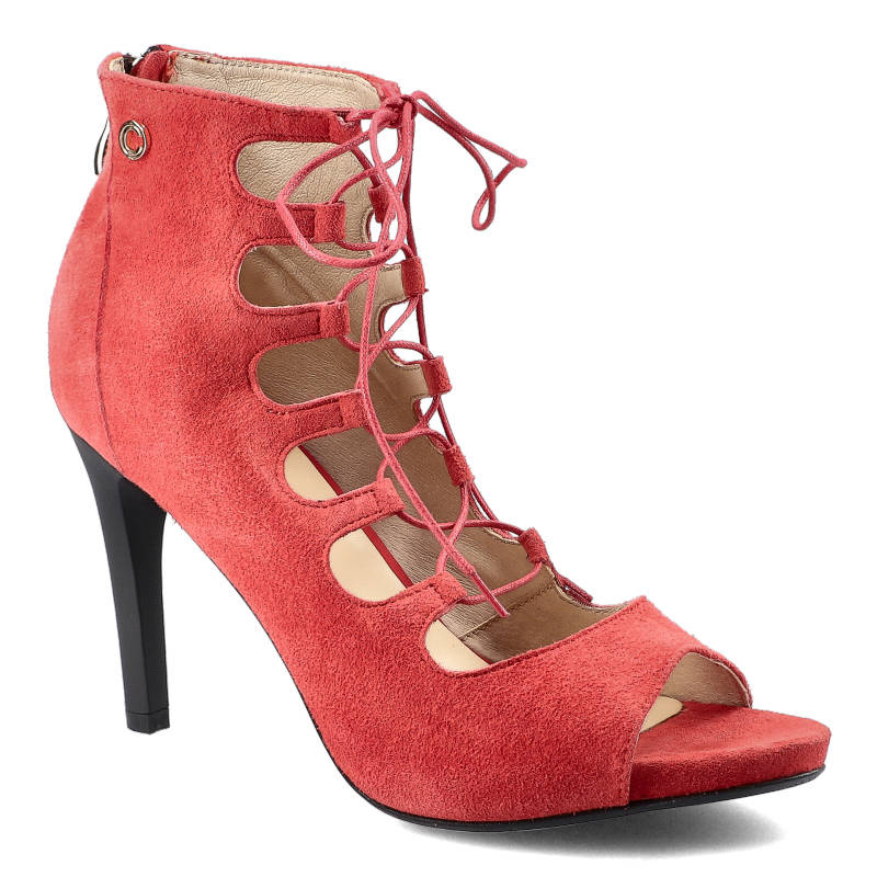 Botki damskie Carinii, naturalna skóra zamszowa z ażurową cholewką wiązaną z przodu odkrytymi palcami oraz smukłym obcasem, beżowe, B3355_F37-000-000