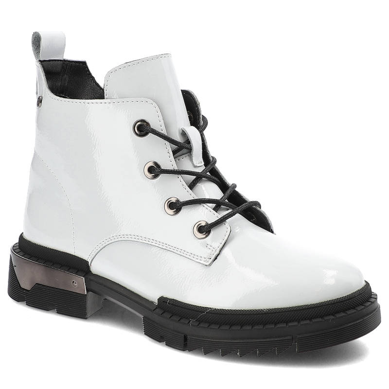 Botki damskie Filippo, ze skóry lakierowanej z wiązaniem z przodu zabudowaną cholewką sięgającą za kostkę, białe, DBT4173-22-WH