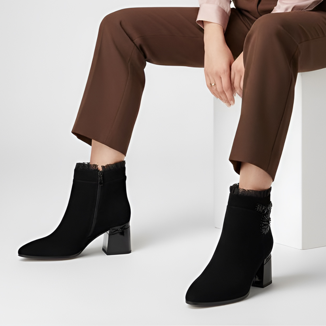 Botki damskie S. Barski, zamszowe na słupku i z materiałowym wnętrzem, czarne, MR52-127