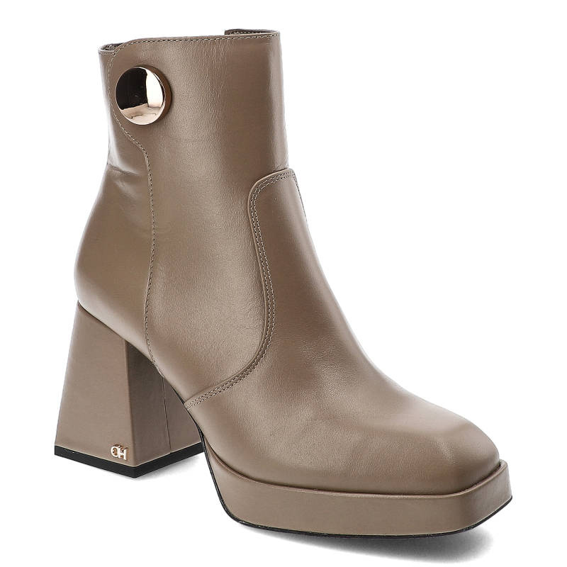Beżowe Botki Chebello Modne Skórzane Buty Na Obcasie