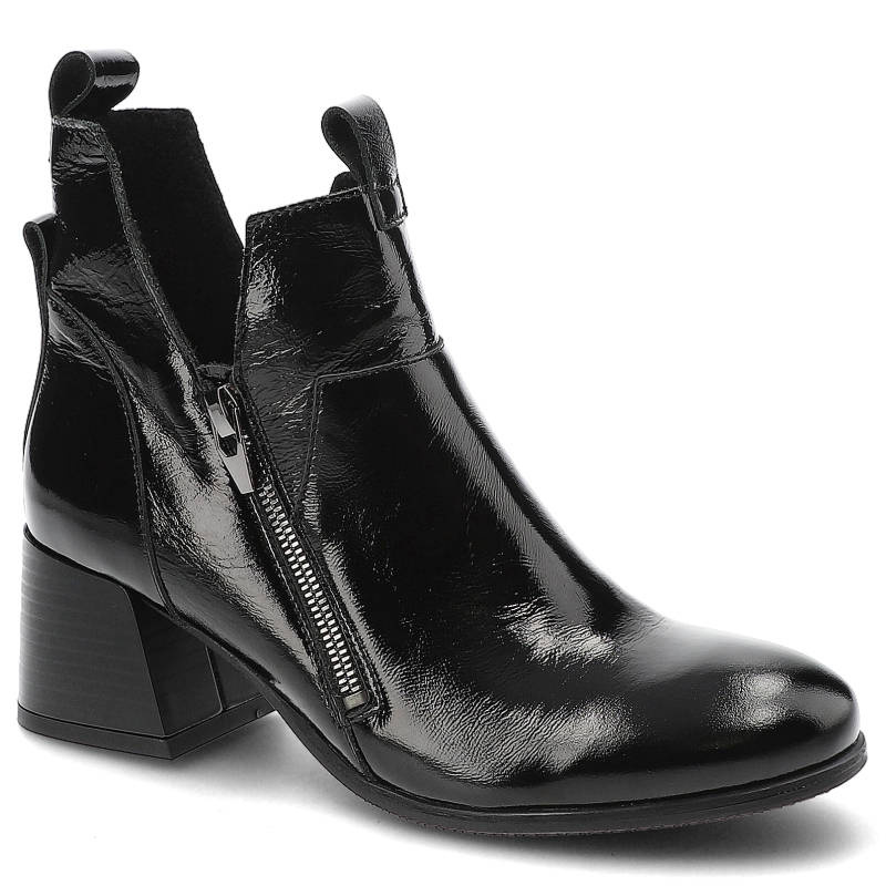 Botki damskie Lamanti, naturalna skóra lakierowana filcowa wkładka i wnętrze ocieplana konstrukcja, czarny, 850-25