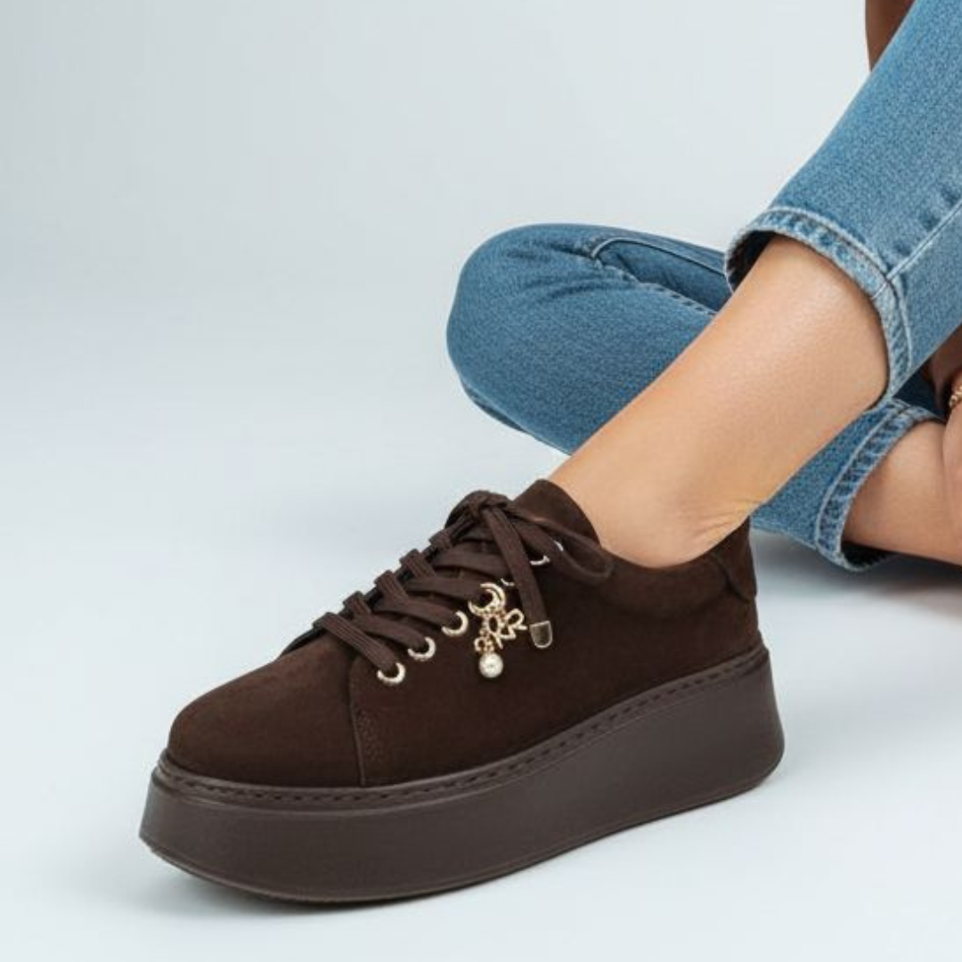 Sneakersy damskie Karino, na wysokiej platformie i skóra welurowa, czekoladowe, 5815-015-P