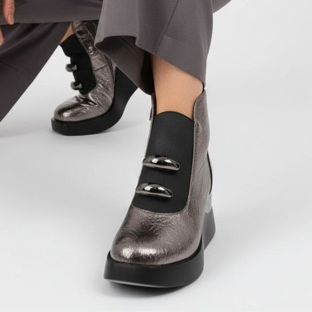 Botki damskie S. Barski, na koturnie z gumą w cholewce skórzanej i na zamek, grafitowe, MR52-106