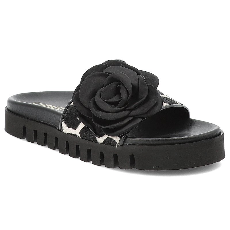Klapki damskie Chebello, skórzane z ozdobnym kwiatem i na platformie, w motyw żyrafy, 4739-516