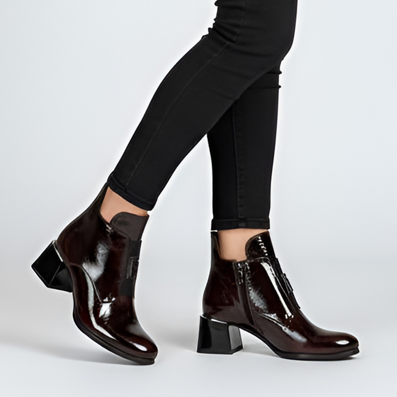 Botki damskie Armodo, ze skóry lakierowanej na klocku i zapinane na zamek, bordowe, 60560