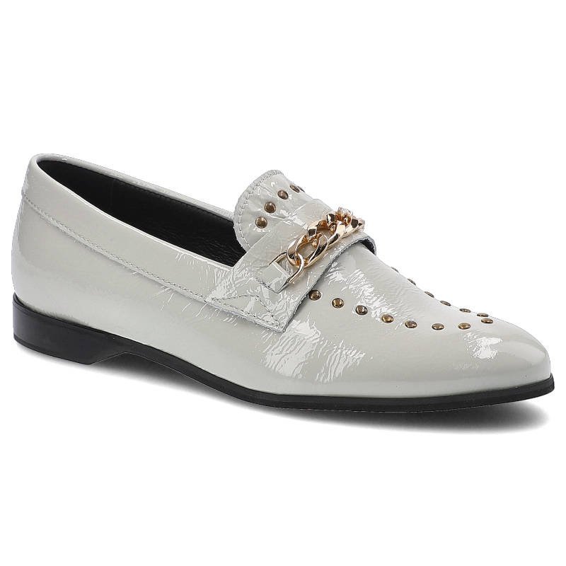 Lordsy damskie Lamanti, naturalna skóra licowa o lakierowanym wykończeniu z paskiem na podbiciu z metalowym łańcuchem metalowymi detalami oraz niską