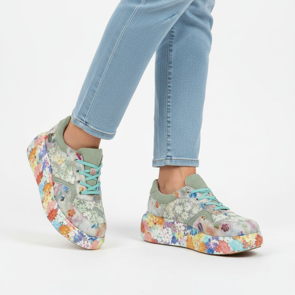 Sneakersy damskie Laura Vita, perforowana cholewka oraz podwyższona podeszwa z ozdobnym wzorem na boku, kolorowe, 64 SL26803B-64