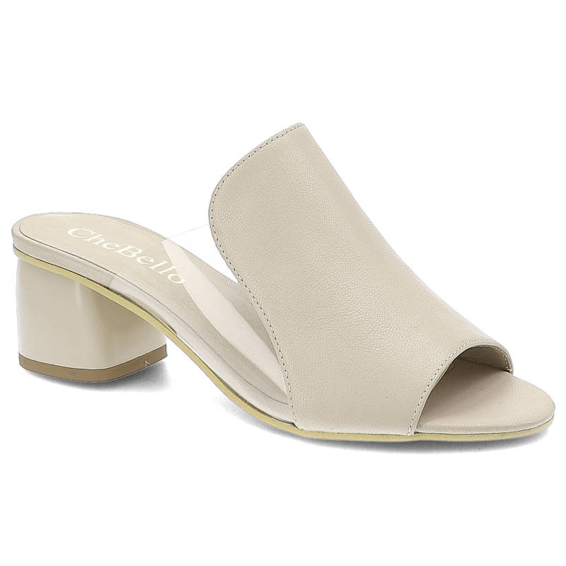 Klapki damskie Chebello, naturalna skóra licowa z gładką cholewką z odkrytym przodem i stabilnym obcasie, beżowe, 2412-308