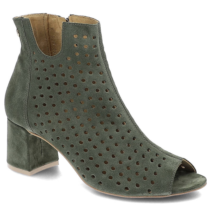 Botki damskie Maciejka, z naturalnej skóry z perforacją osadzone na stabilnym obcasie, zielone, 05420-09-00-5