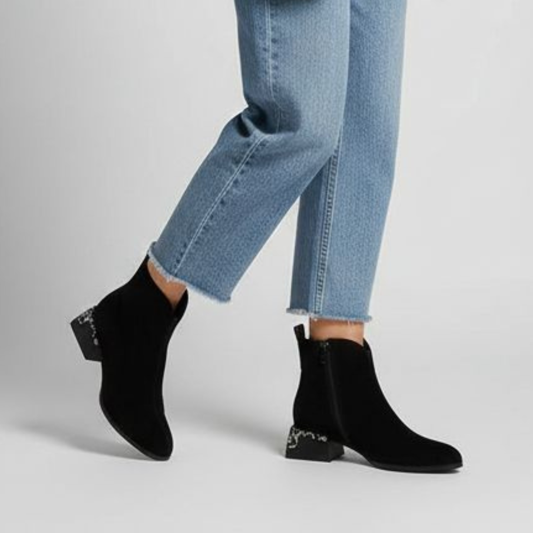 Botki damskie S. Barski, ocieplane futerkiem z zamszową cholewką i na klocku, czarne, CR52-648