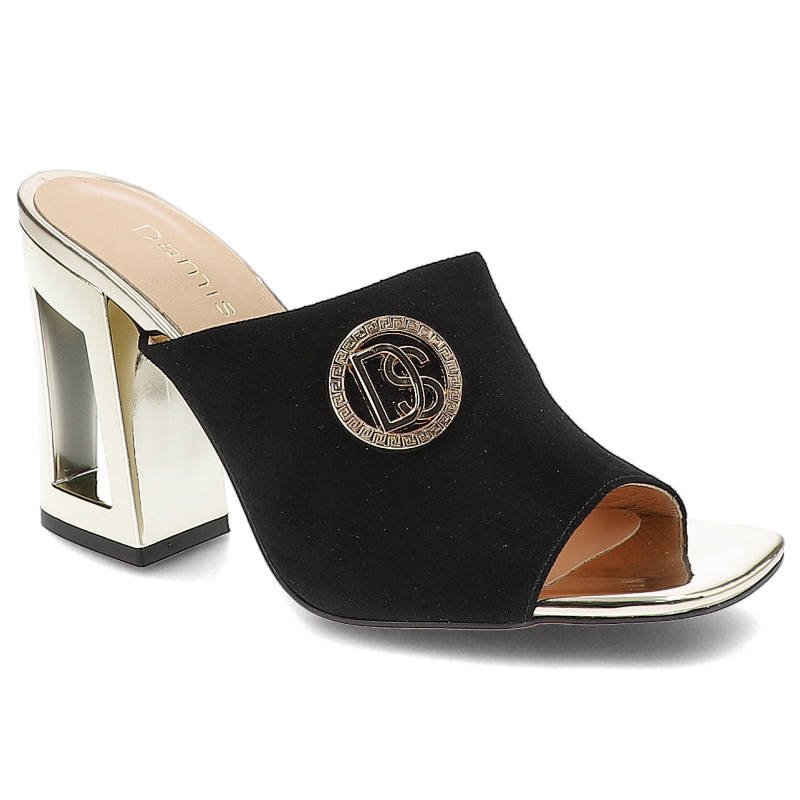 Klapki damskie Damiss, naturalna skóra zamszowa z gładką cholewką z odkrytym przodem dekoracyjnym metalowym emblematem, czarny, DS-598-8