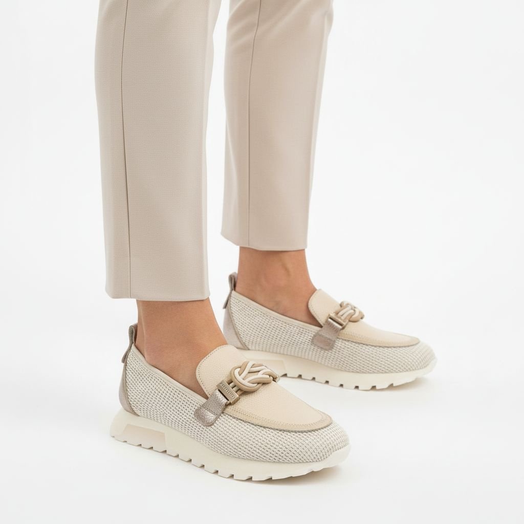 Półbuty damskie Hispanitas, ze skóry naturalnej z tekstylnymi wstawkami z siateczki i wsuwanym krojem, beżowe, HV264857 Formentera-V26 Panna Bolero-V