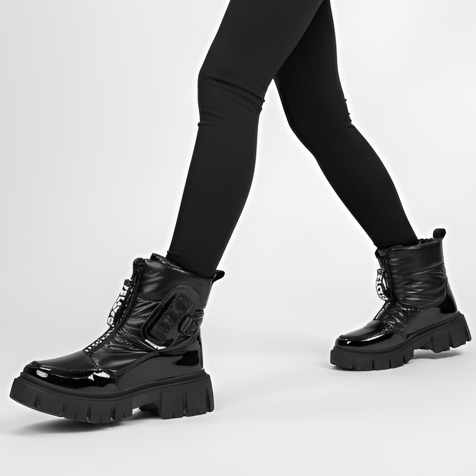 Śniegowce damskie Filippo, ocieplane futerkiem na płaskim obcasie z tworzywa, czarne, DBT4960-25-BK