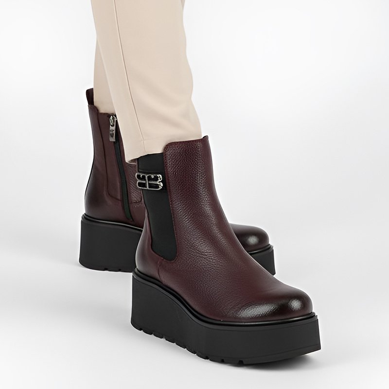 Botki damskie Armodo, na grubej platformie eleganckie skórzane z okrągłym noskiem i na suwak, bordo, 60498-V-Bordo-Cn