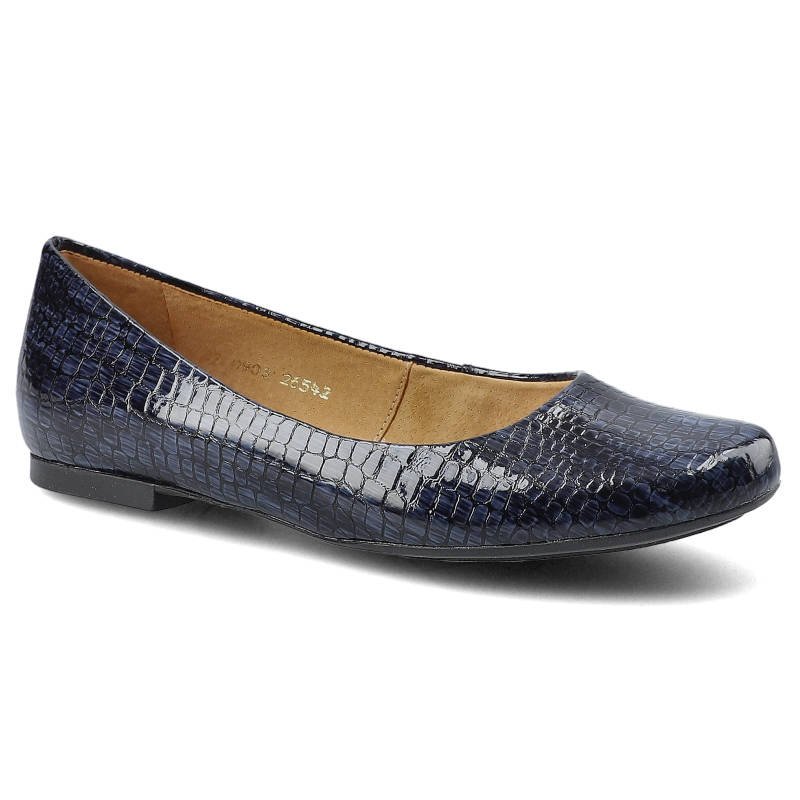 Baleriny damskie Maciejka, Baleriny wykonane ze skóry naturalnej o fakturze imitującej skórę krokodyla z gładką cholewką klasycznym wycięciem oraz ni
