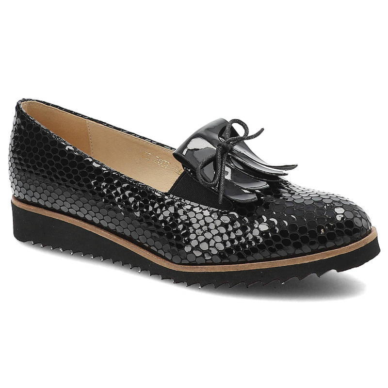 Półbuty damskie Gamis, lakierowana skóra naturalna i na płaskiej podeszwie, czarne, 2037