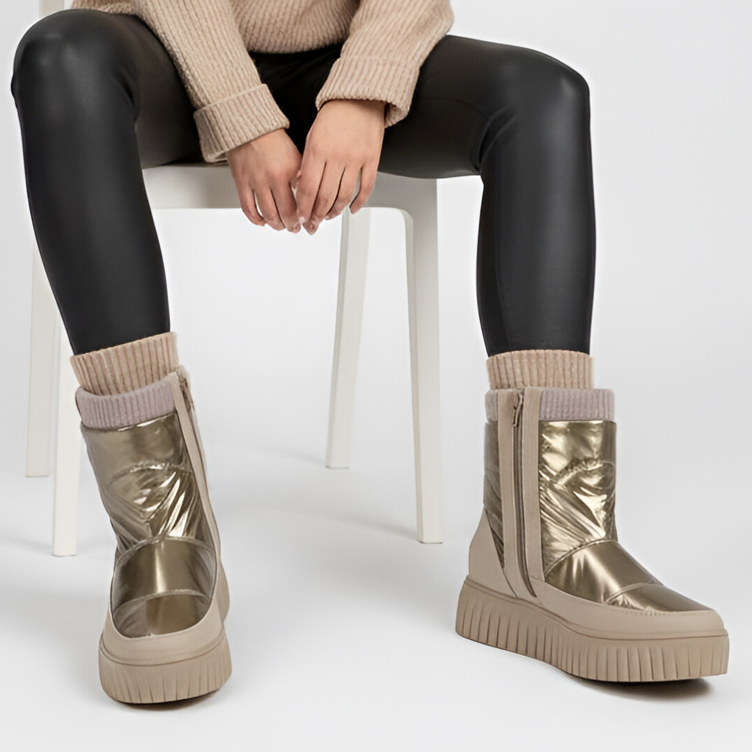 Śniegowce damskie Marco Tozzi, futerko w środku i zapinane na zamek na stabilnej płaskiej platformie, taupe, 2-26414-45-344