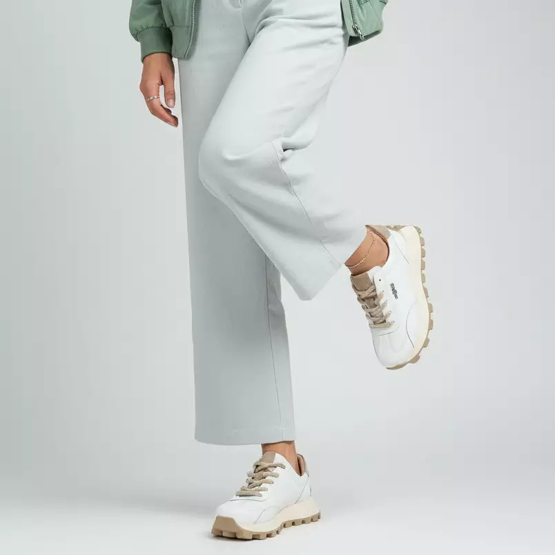 Białe Sneakersy Filippo Wygodne Buty Damskie Na Platformie