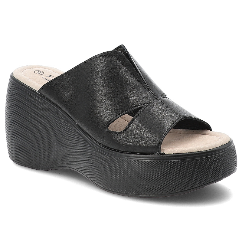 Klapki damskie S. Barski, na koturnie ze skóry licowej z wygodnymi wkładkami, czarne, LR51-541