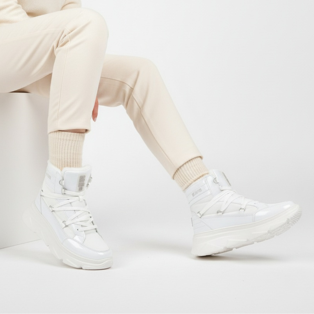 Botki damskie Big Star, cholewka z imitacji skóry o gładkim wykończeniu wysoki krój stabilizujący kostkę klasyczne sznurowanie, białe, II274463