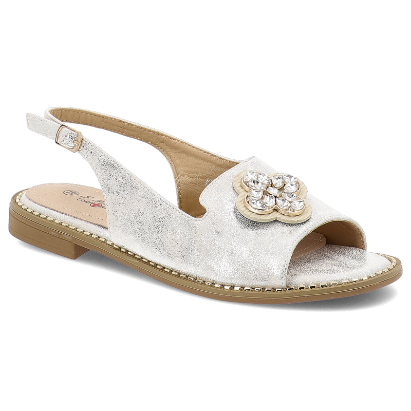 Sandały damskie S. Barski, eleganckie z ozdobą ze skóry ekologicznej i na płaskim obcasie, srebrne, KV51-080