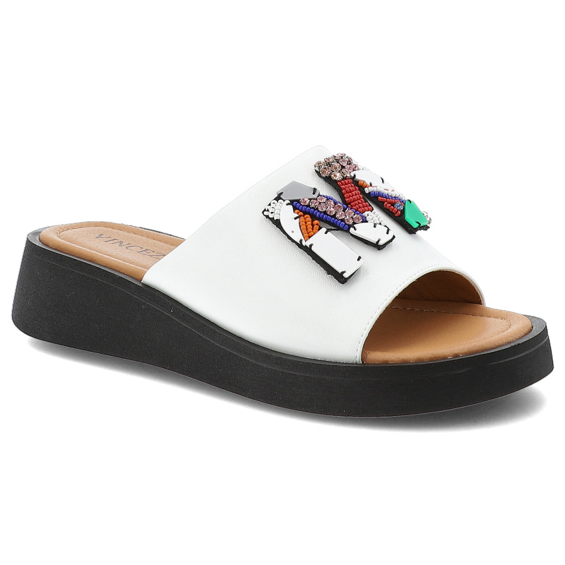 Białe Klapki Vinceza Modne Obuwie Damskie Z Literką