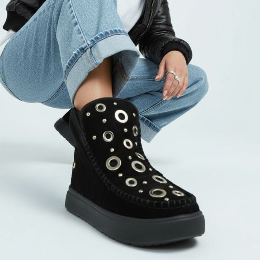 Śniegowce Gioseppo, na grubej platformie skórzane ocieplane futerkiem i z ozdobami, czarne, 76060